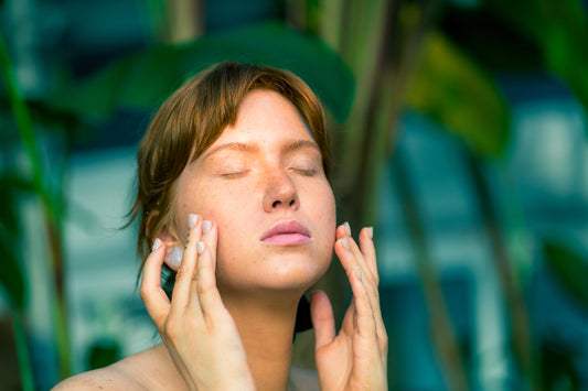 3 Top Ingredients to Soothe Sun-kissed Skin